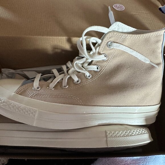 Converse High Tops NIB - Picture 3 of 11